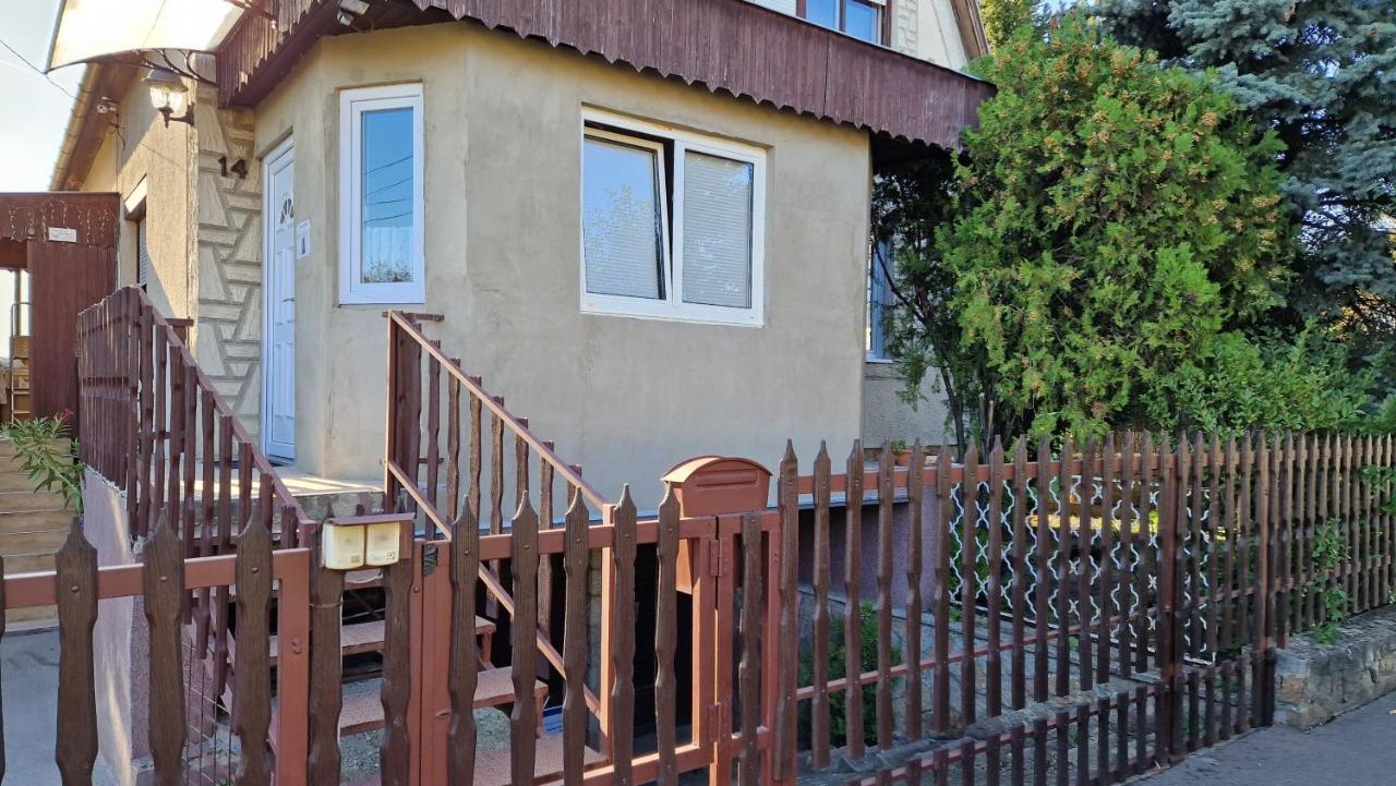 Friendly Apartment In The Suburb. Budapešť Exteriér fotografie